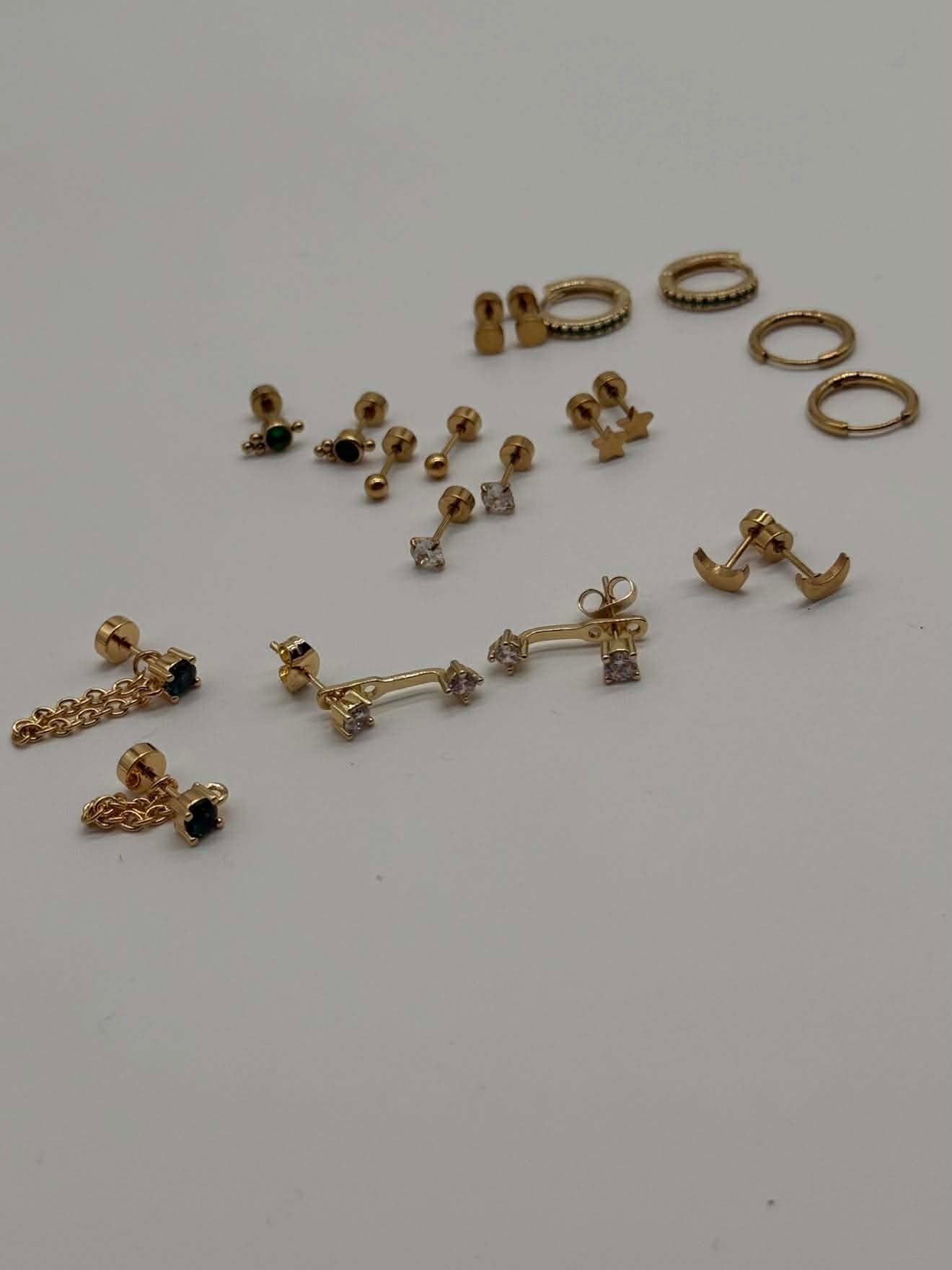 Gold with green stone hypoallergenic earrings set